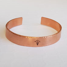 Load image into Gallery viewer, custom copper medical alert cuff bracelet