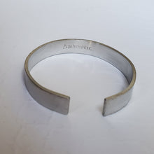 Load image into Gallery viewer, custom unisex medical alert cuff bracelet